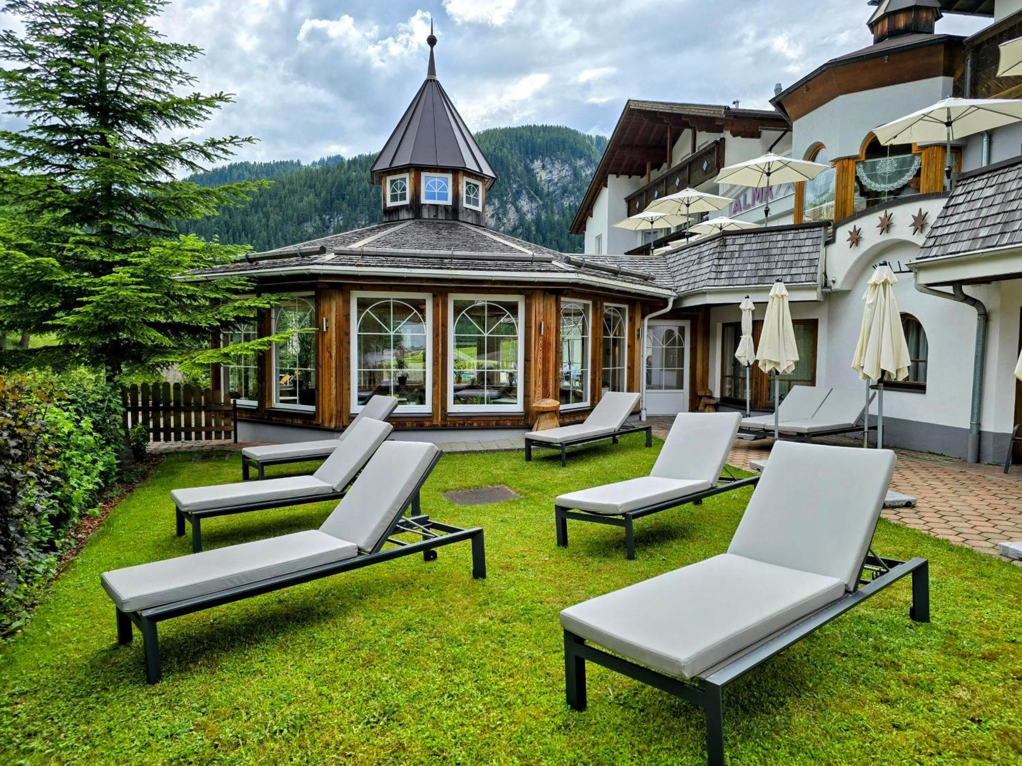 Berghotel Almrausch Berwang Exterior photo