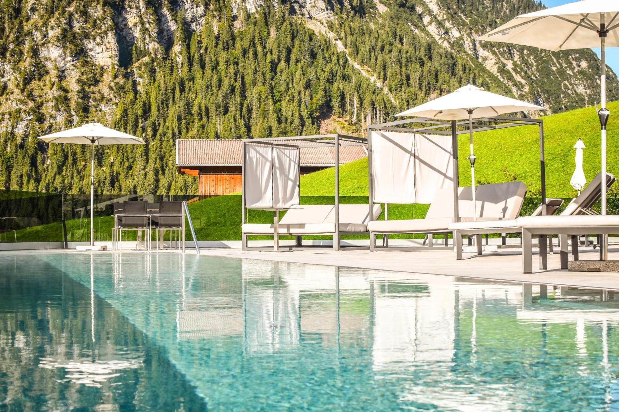 Berghotel Almrausch Berwang Exterior photo